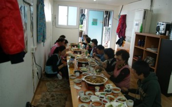 2010년 치매예방프로그램 게이트볼동아리 간담회 실시 이미지